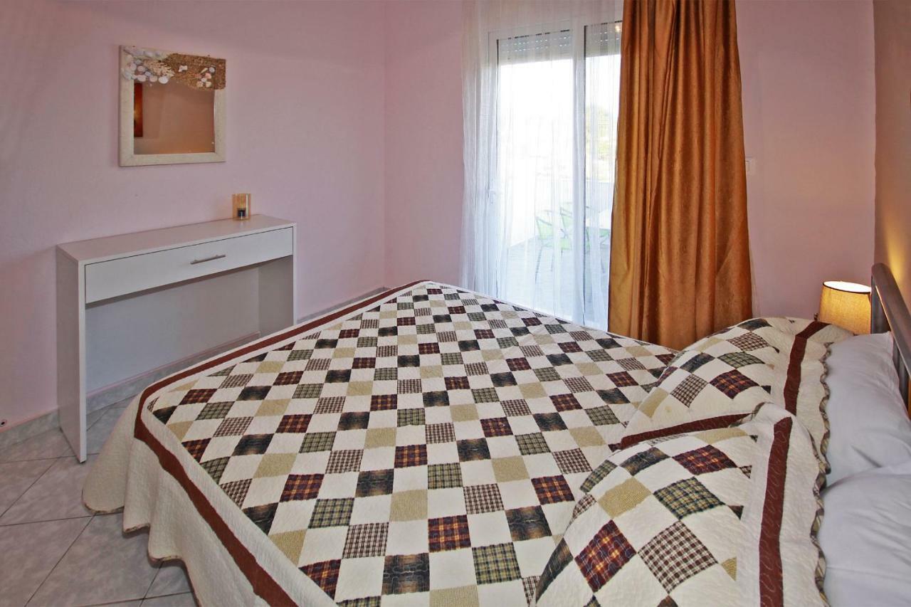 Zephyros Family Apartments 1 Ormos Panagias Extérieur photo